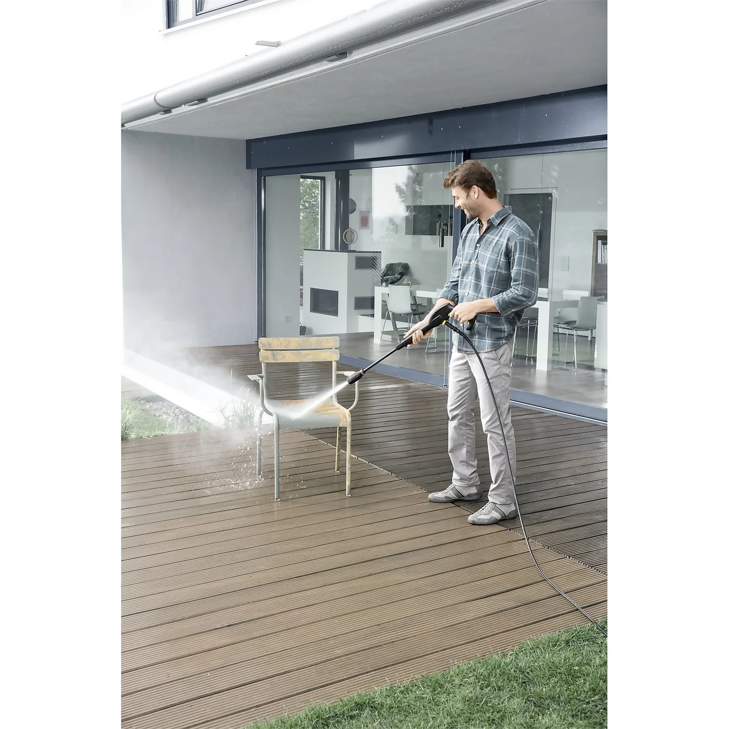 Kärcher K2 Power Control Home Pressure Washer And Patio Cleaner - Image 4
