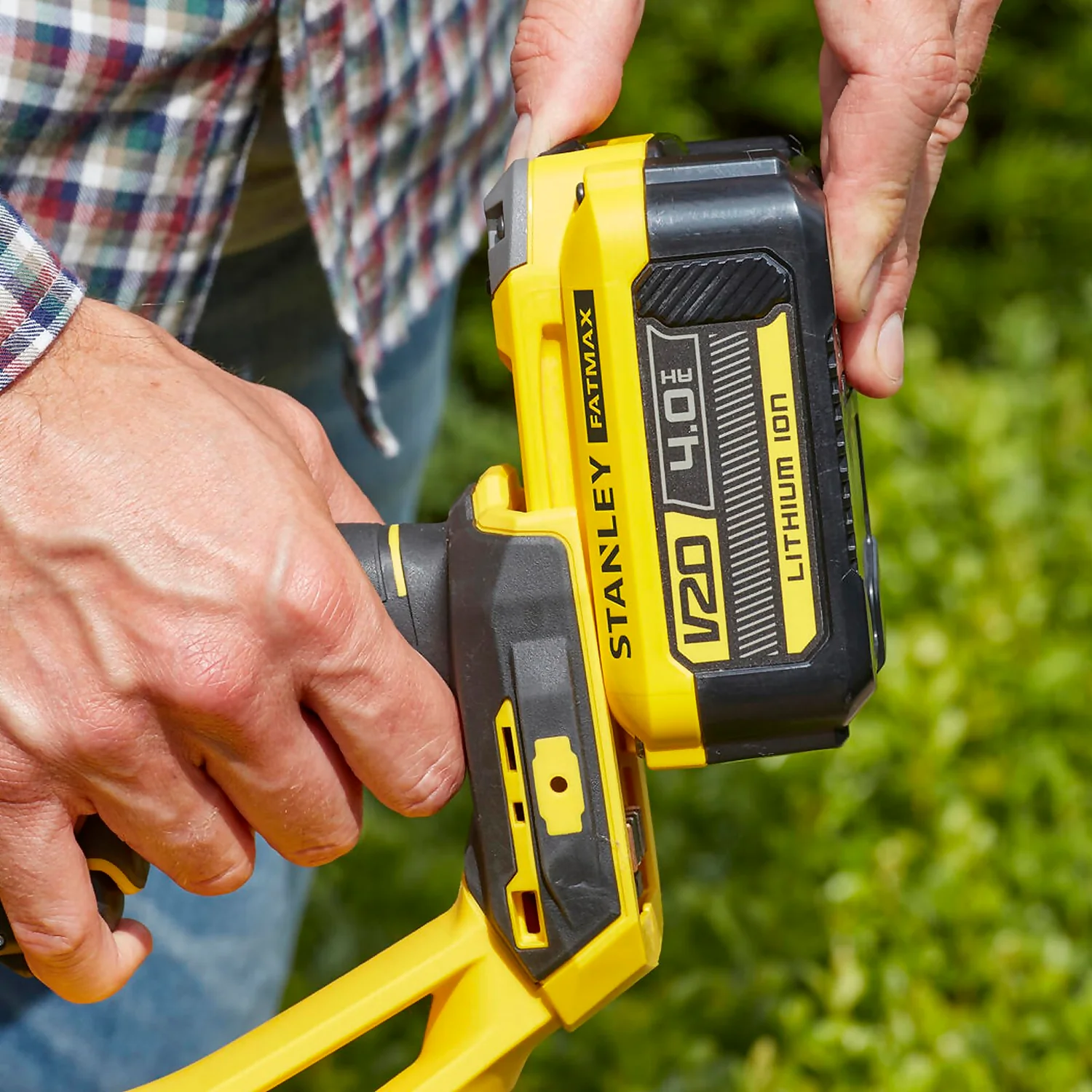 STANLEY FATMAX V20 18V Cordless Hedge Trimmer 55cm (Sfmcht855M1-Gb) - Image 8