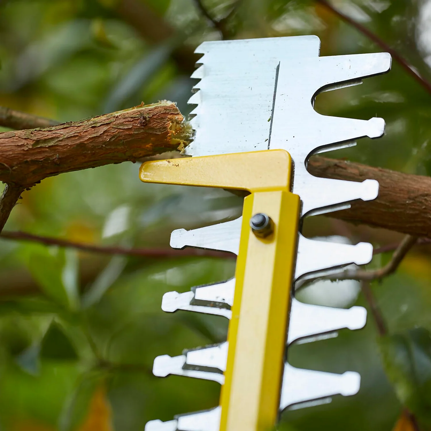 STANLEY FATMAX V20 18V Cordless Hedge Trimmer 55cm (Sfmcht855M1-Gb) - Image 6